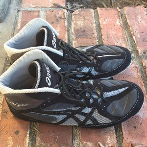 asics carl asics carl
